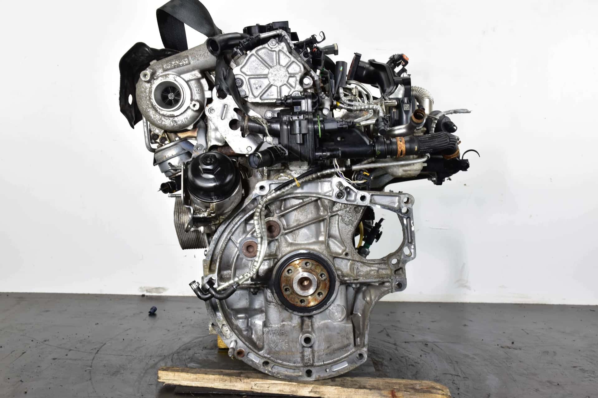 Moteur 9HR (DV6C) vue 7