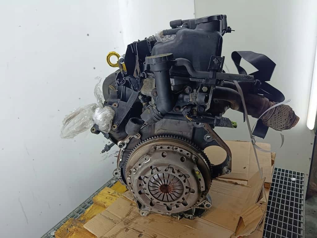 Moteur W10 B16 A vue 3