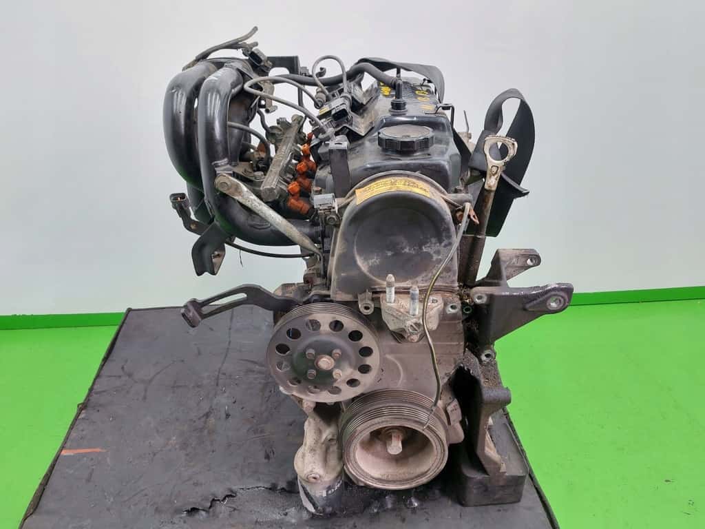 Moteur 4G18 vue 2