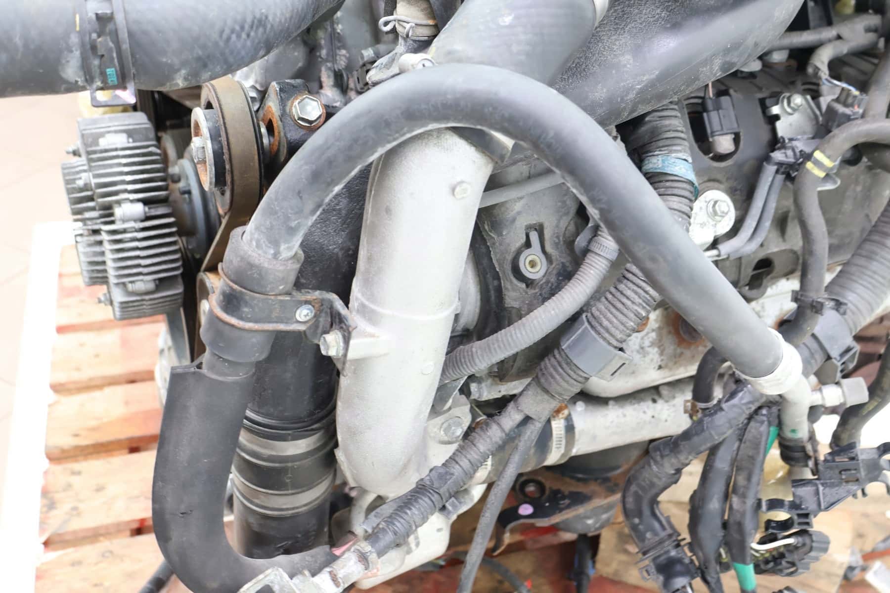 Moteur 1VD-FTV vue 8