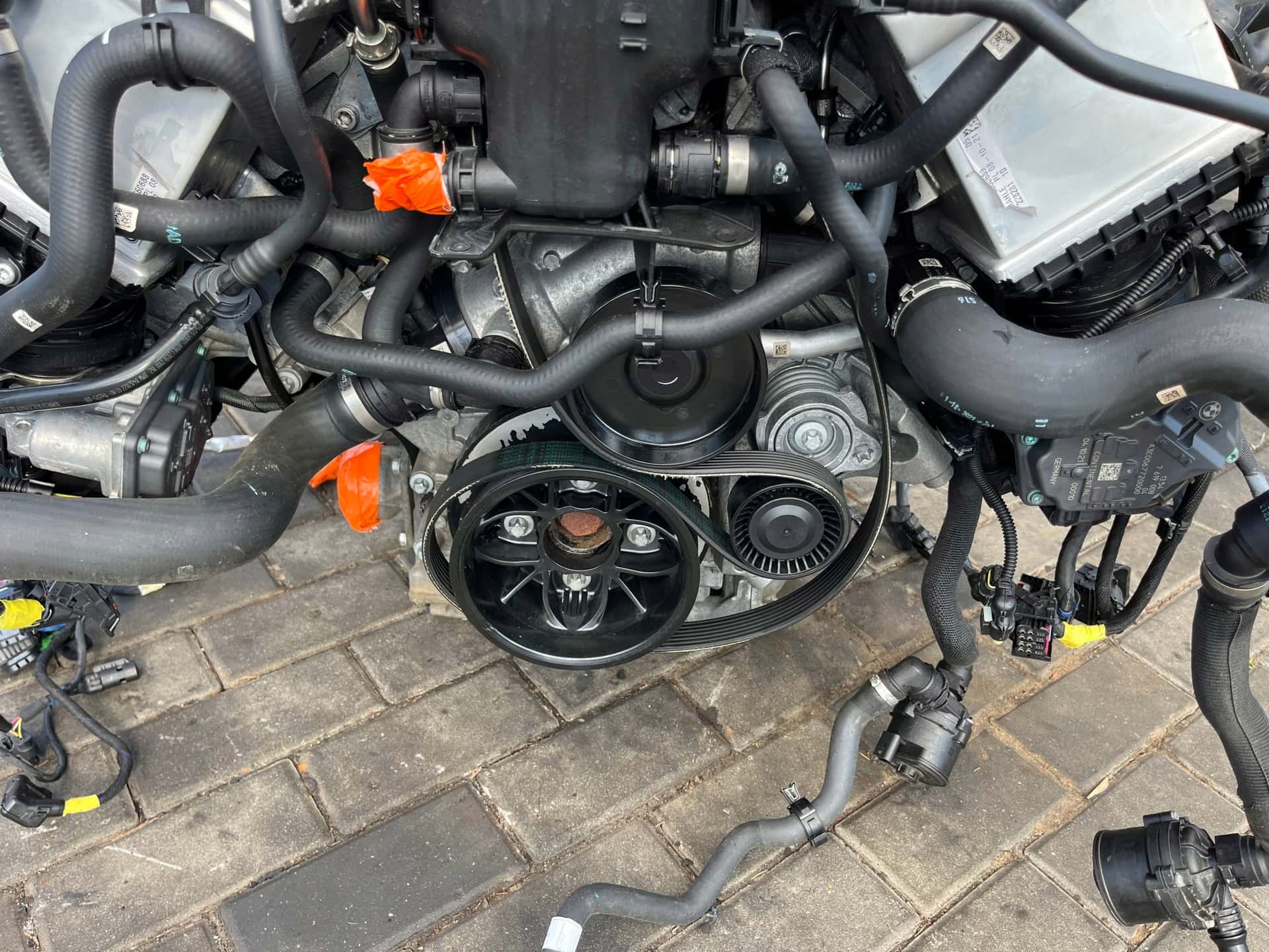 Moteur N63 B44 D vue 13