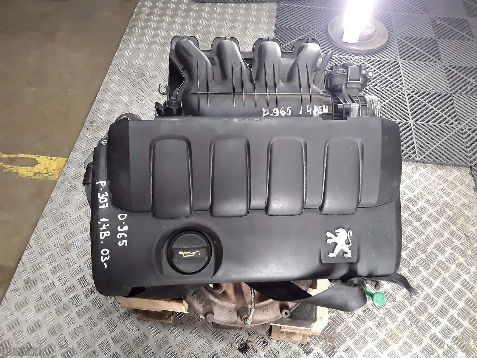 Moteur KFU (ET3J4) vue 5