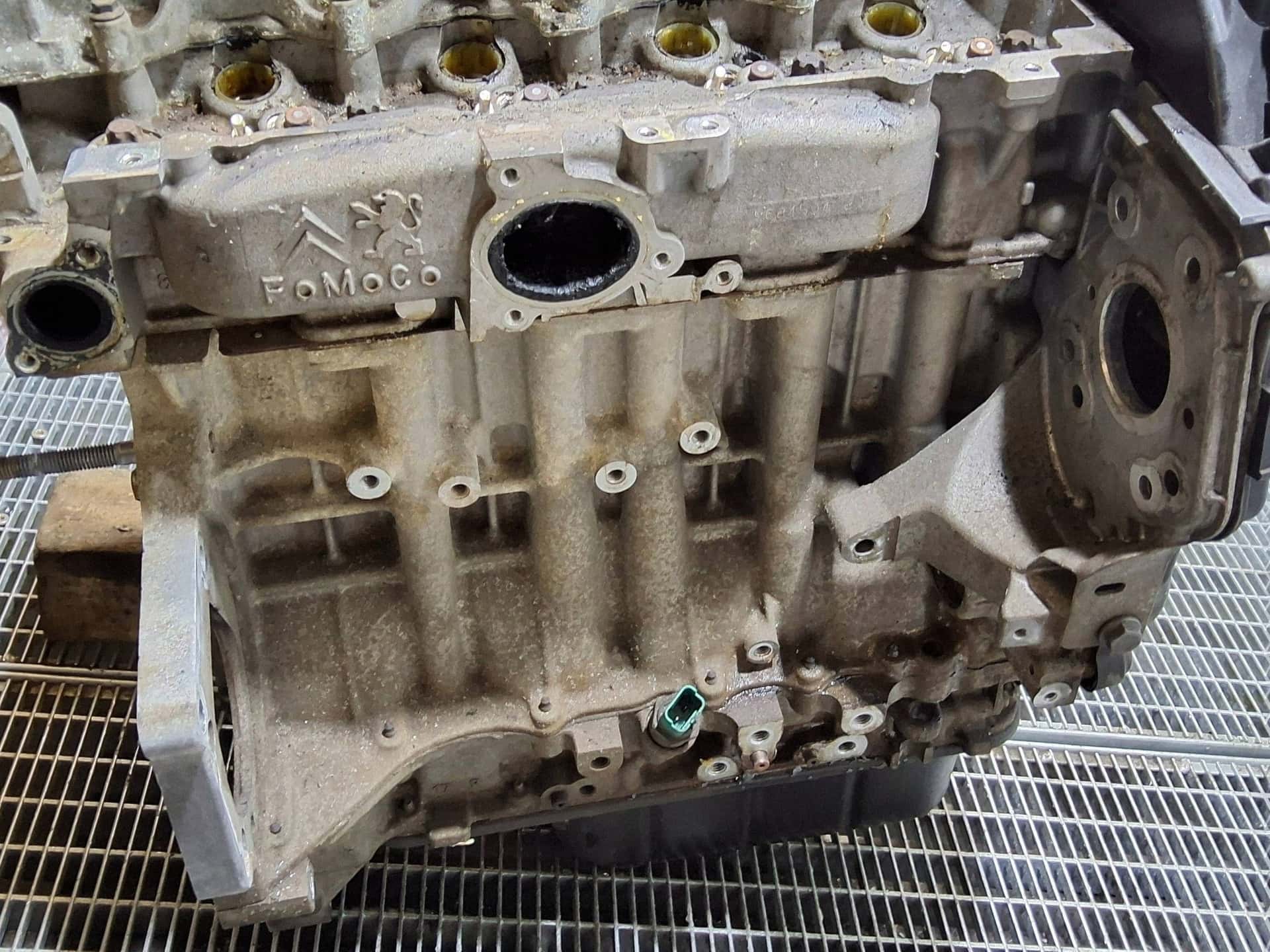 Moteur 9HX (DV6AUTED4) vue 8