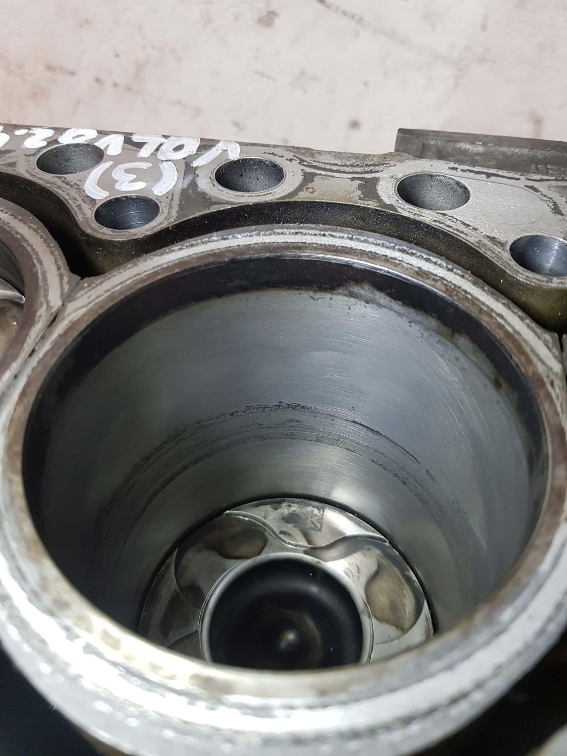 Moteur D 5244 T15 vue 6