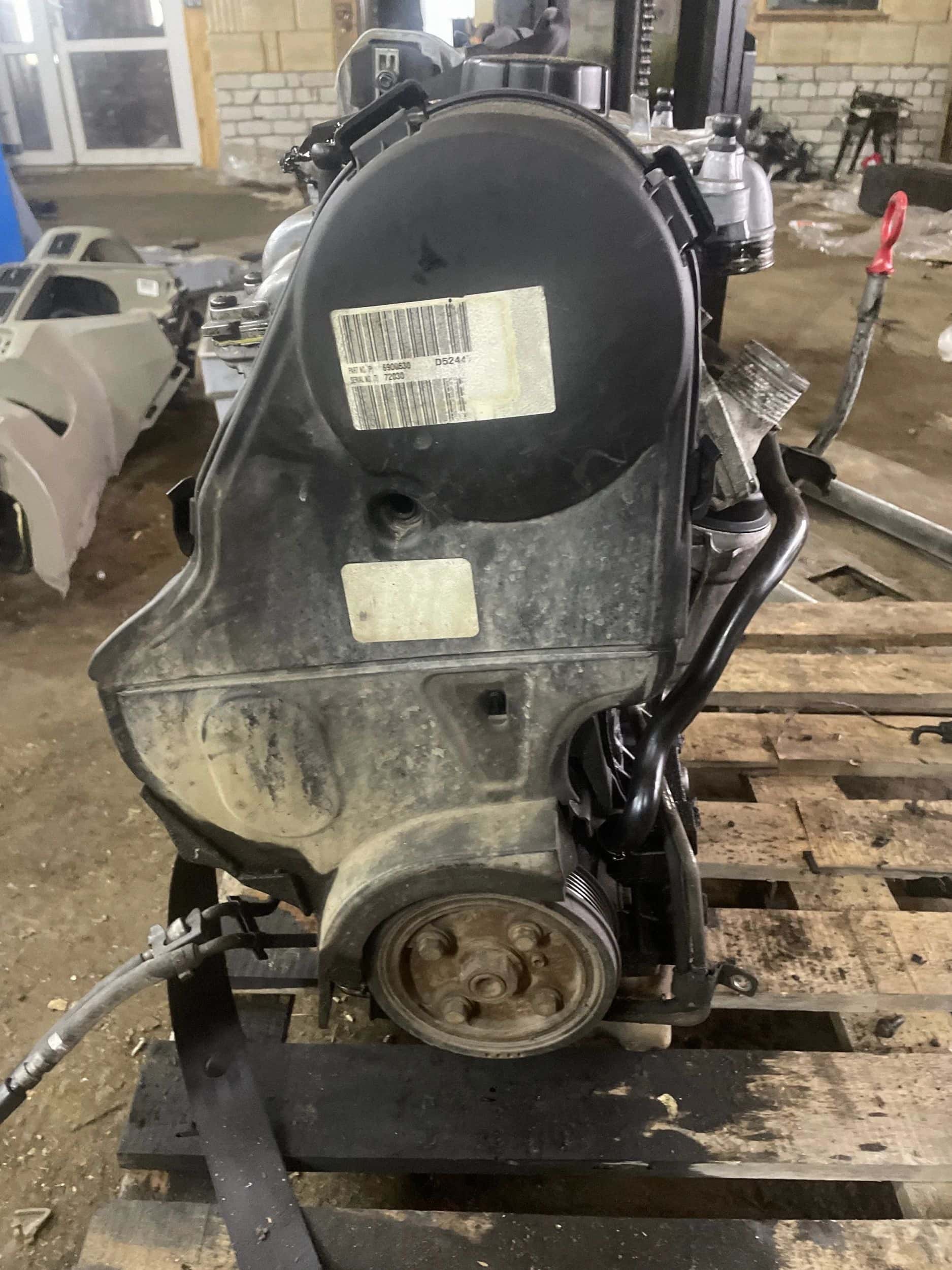 Moteur B 5244 S vue 3