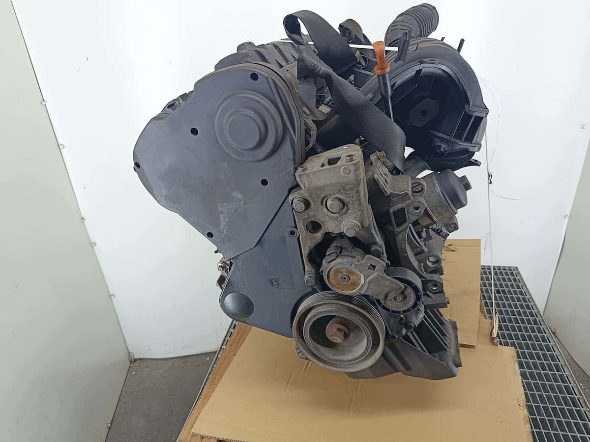 Moteur RFJ (EW10A) vue 8