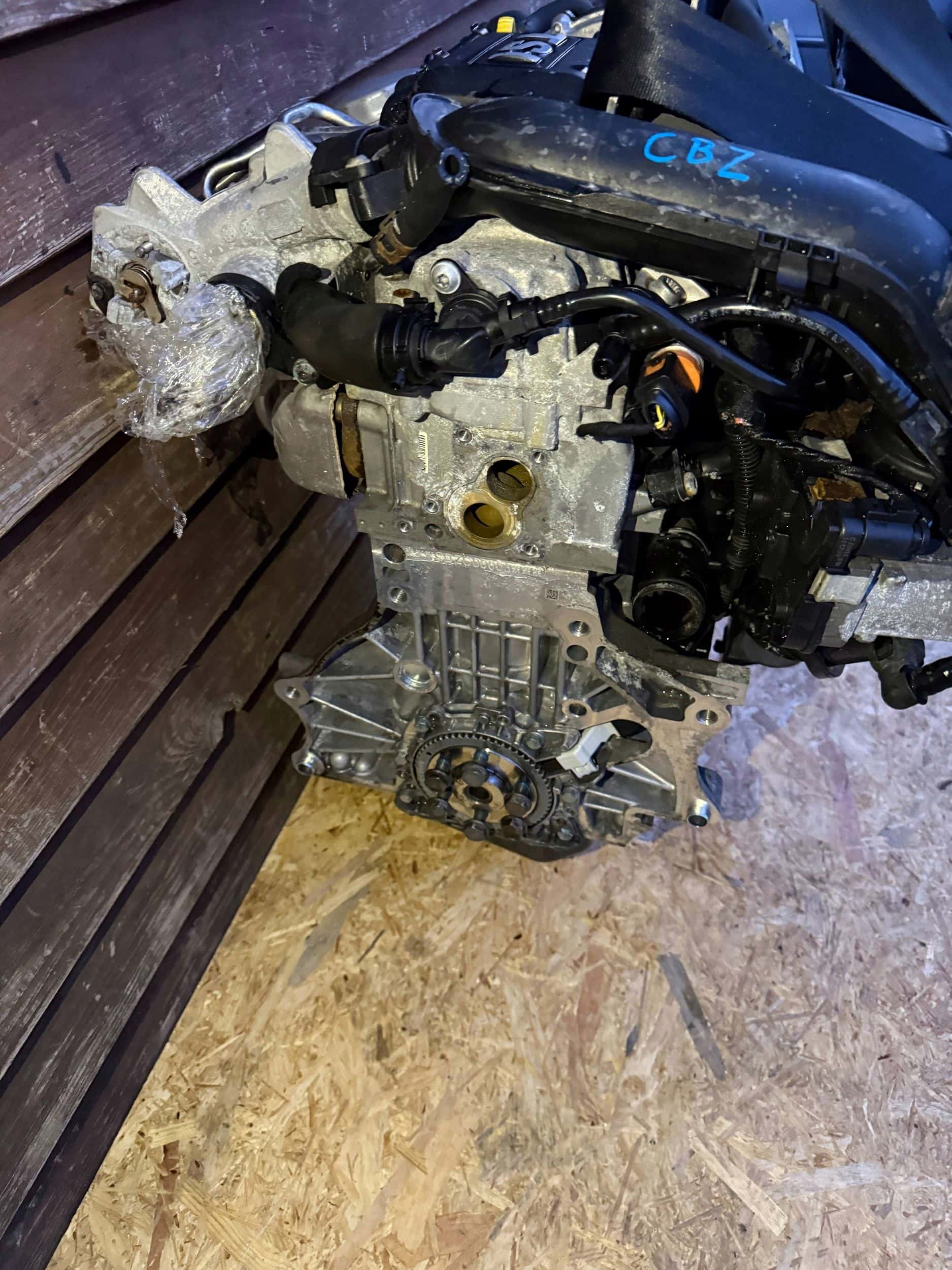 Moteur CBZA vue 9