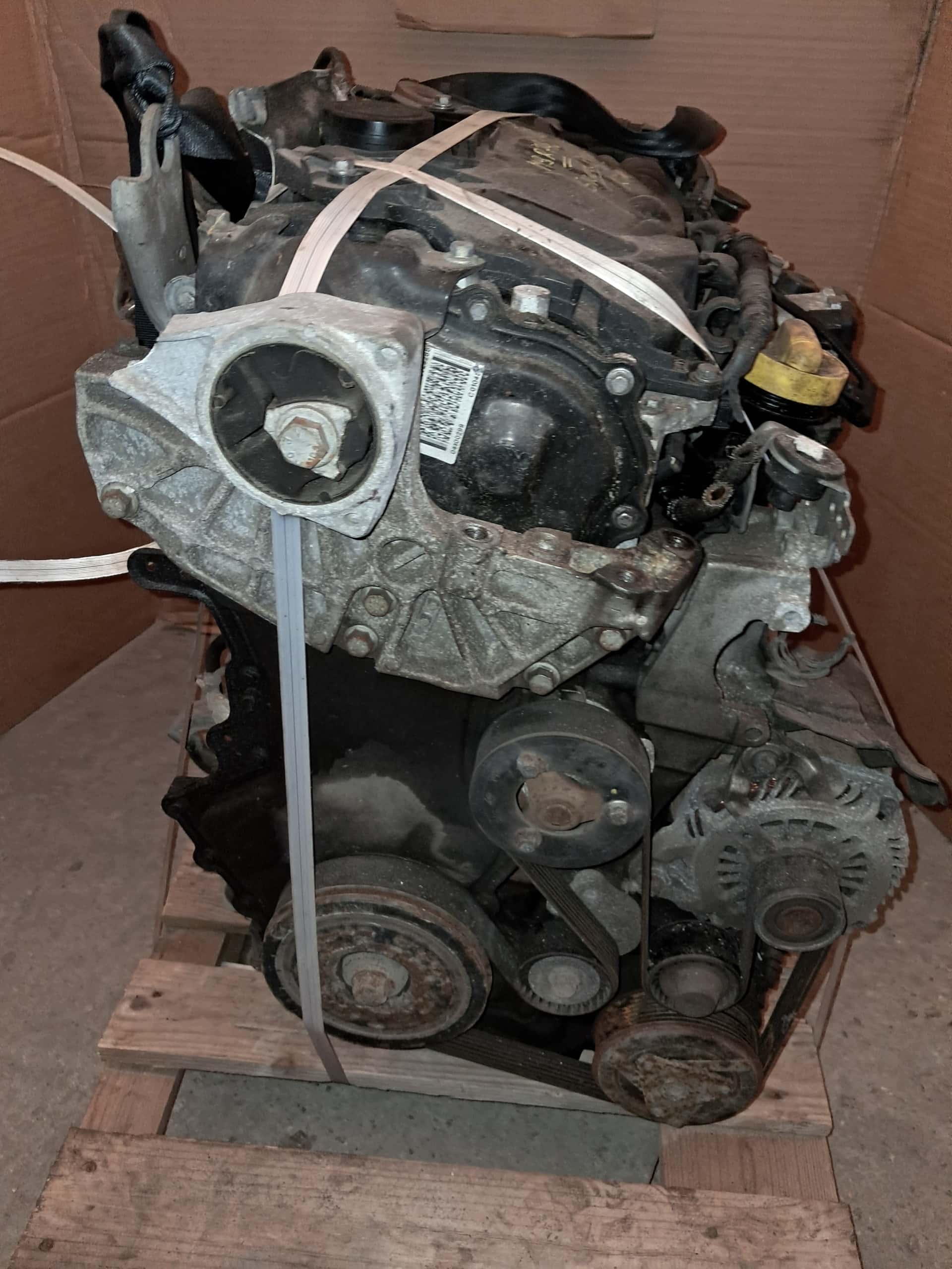 Moteur M9R 742 vue 6