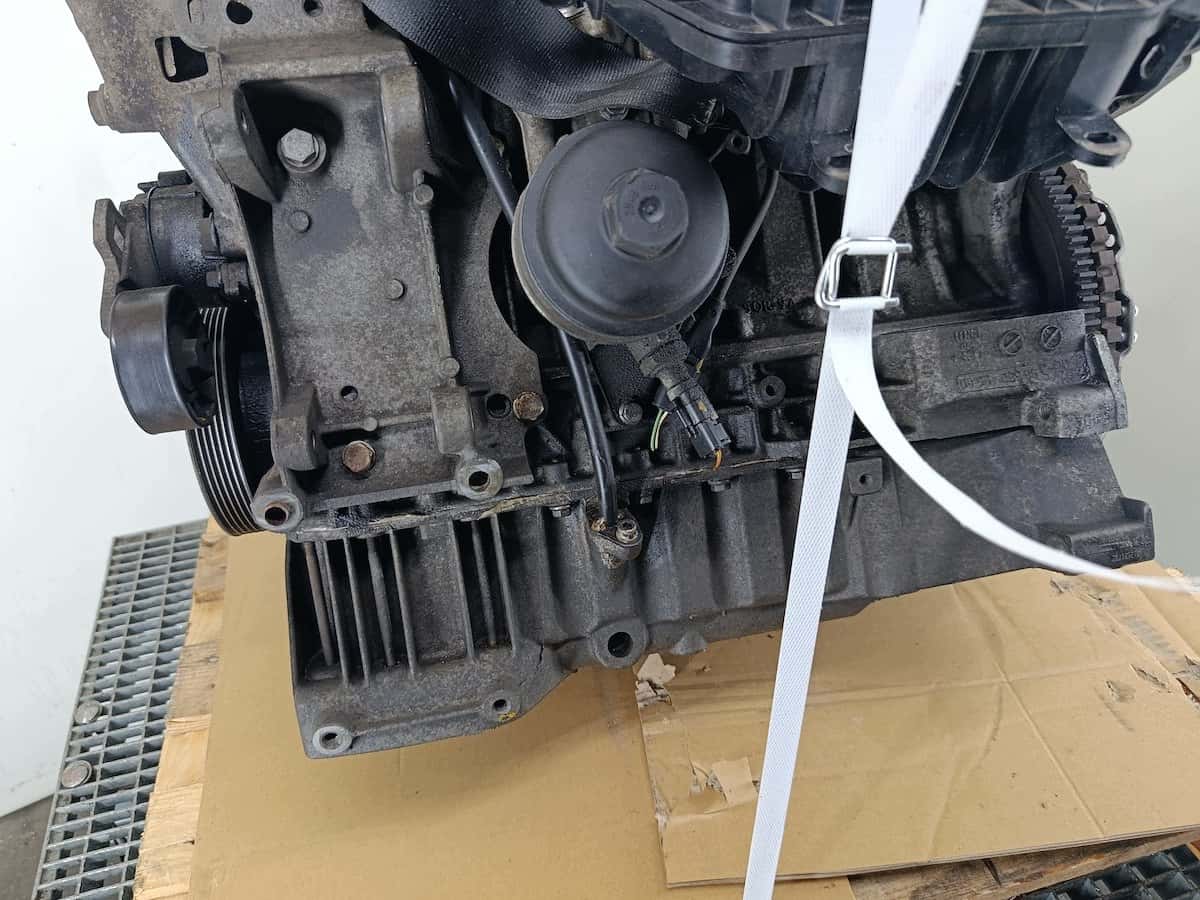 Moteur RFJ (EW10A) vue 5