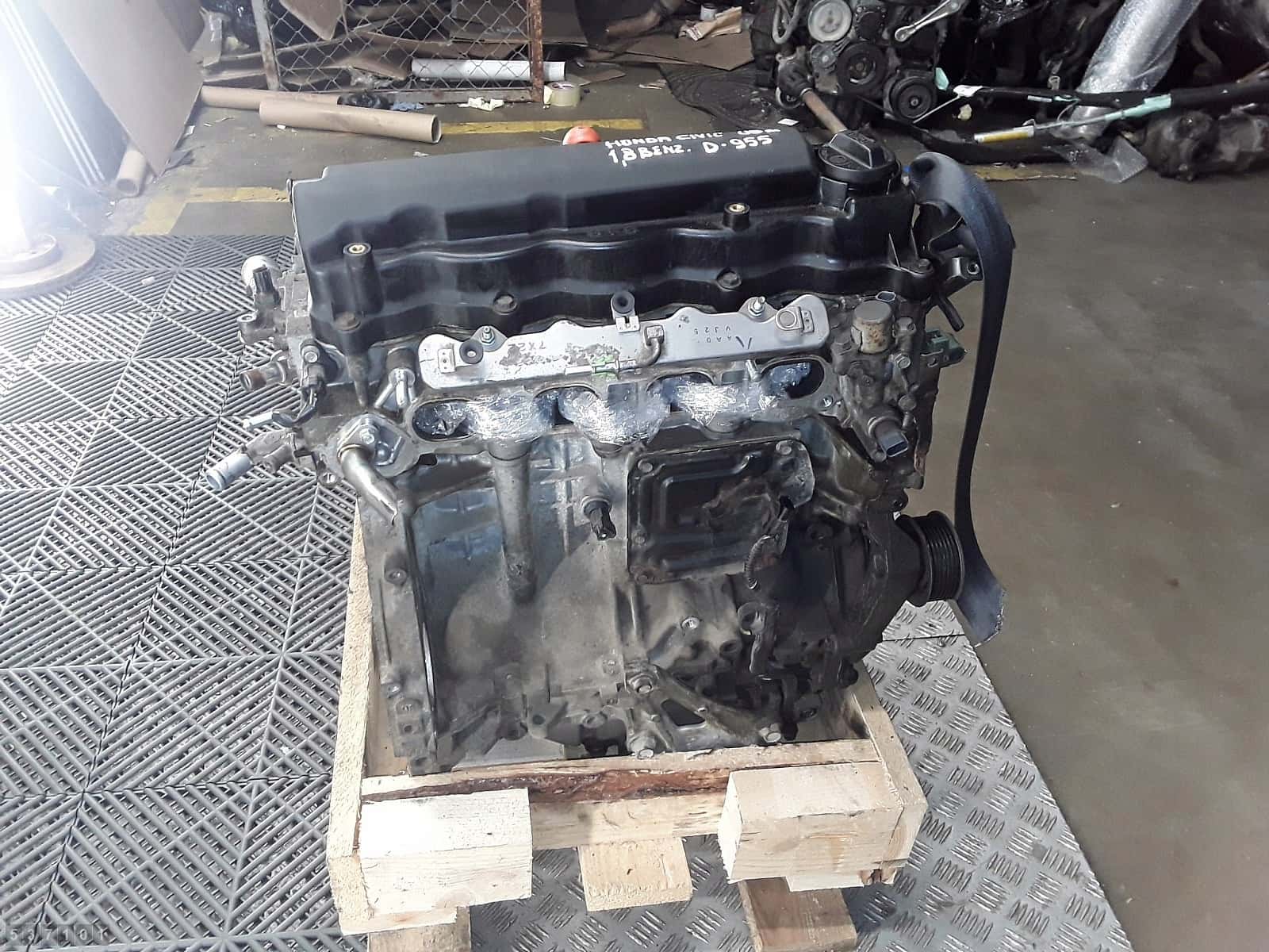 Moteur R18A1 vue 4