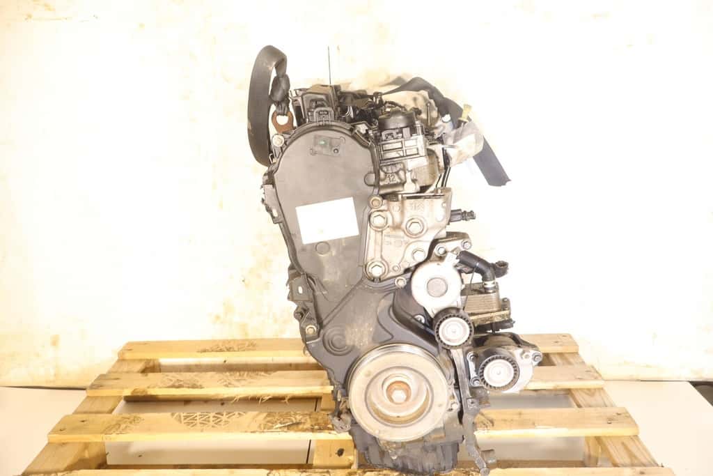 Moteur AHW (DW10FC) vue 3