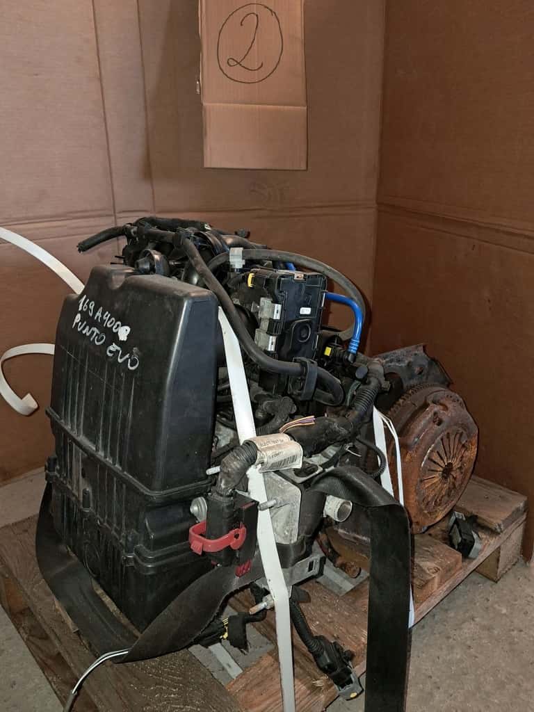 Moteur 169 A4.000 vue 5