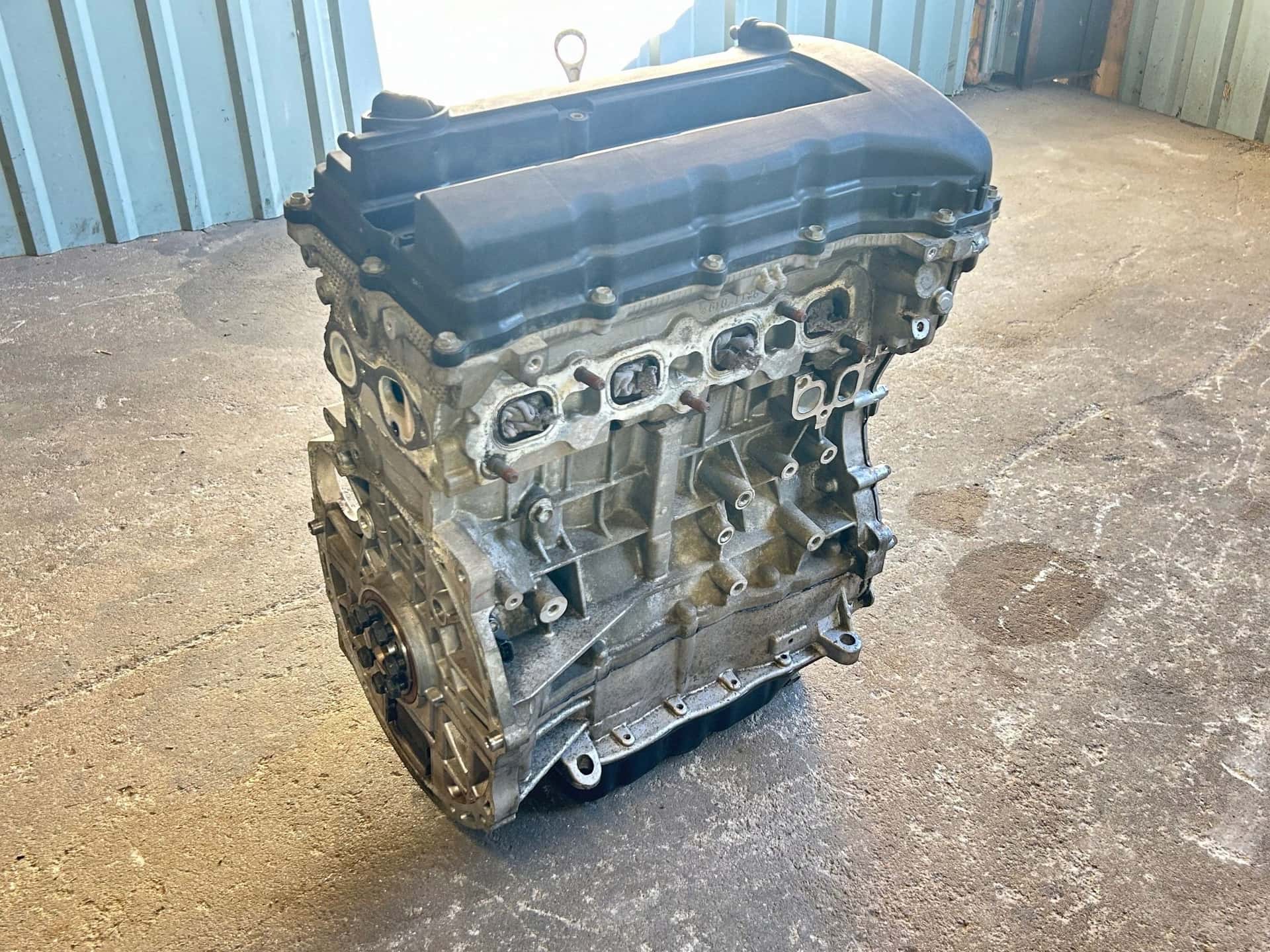 Moteur 4B12 vue 4