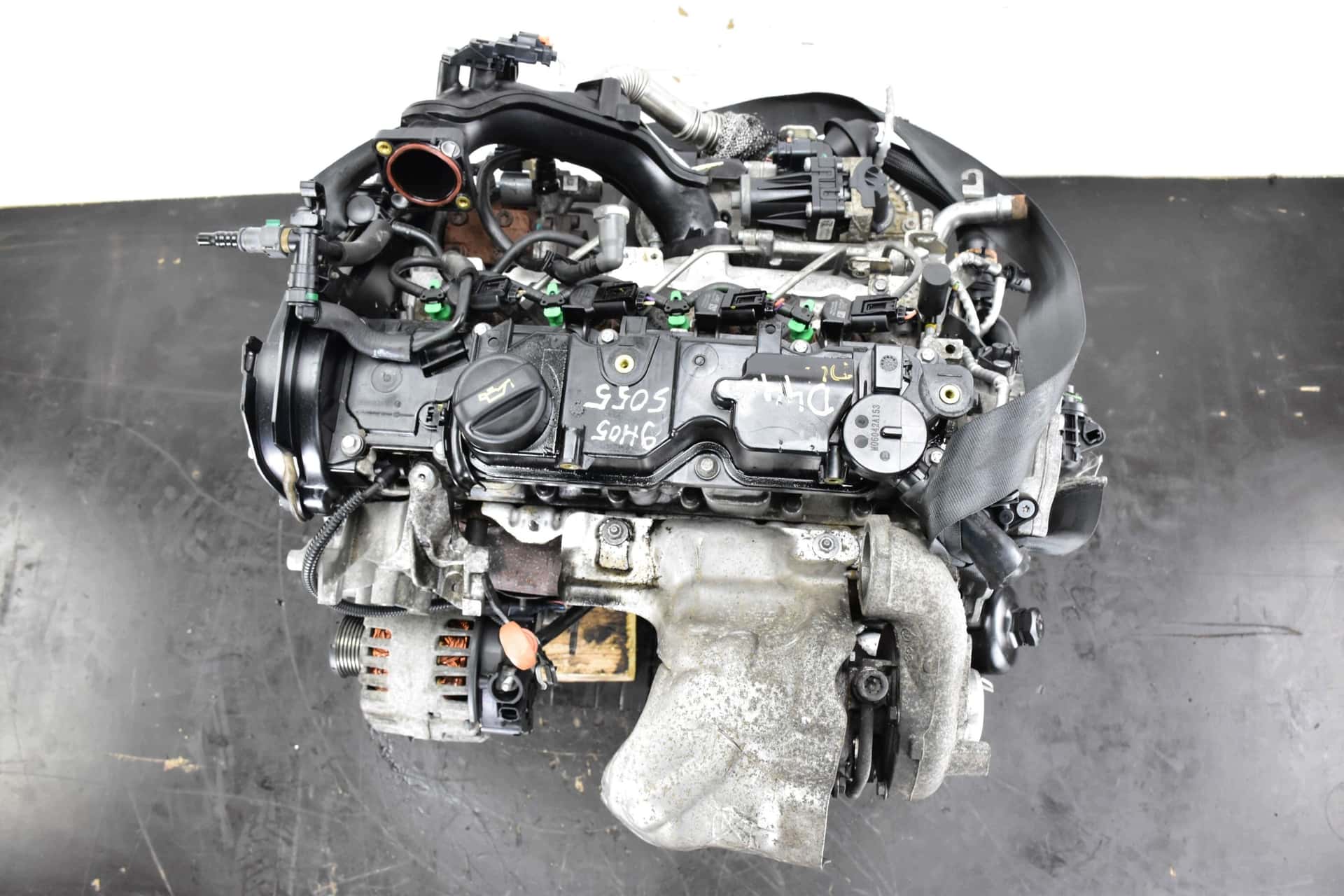 Moteur 9HR (DV6C) vue 2