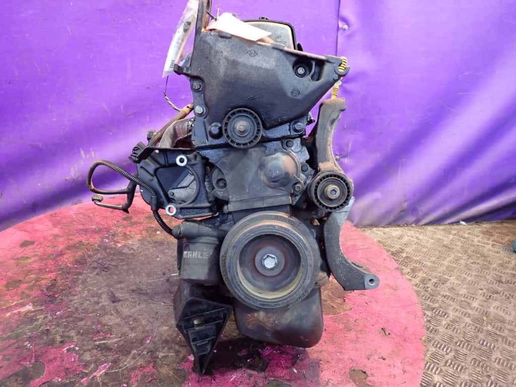Moteur D4F 728 vue 3