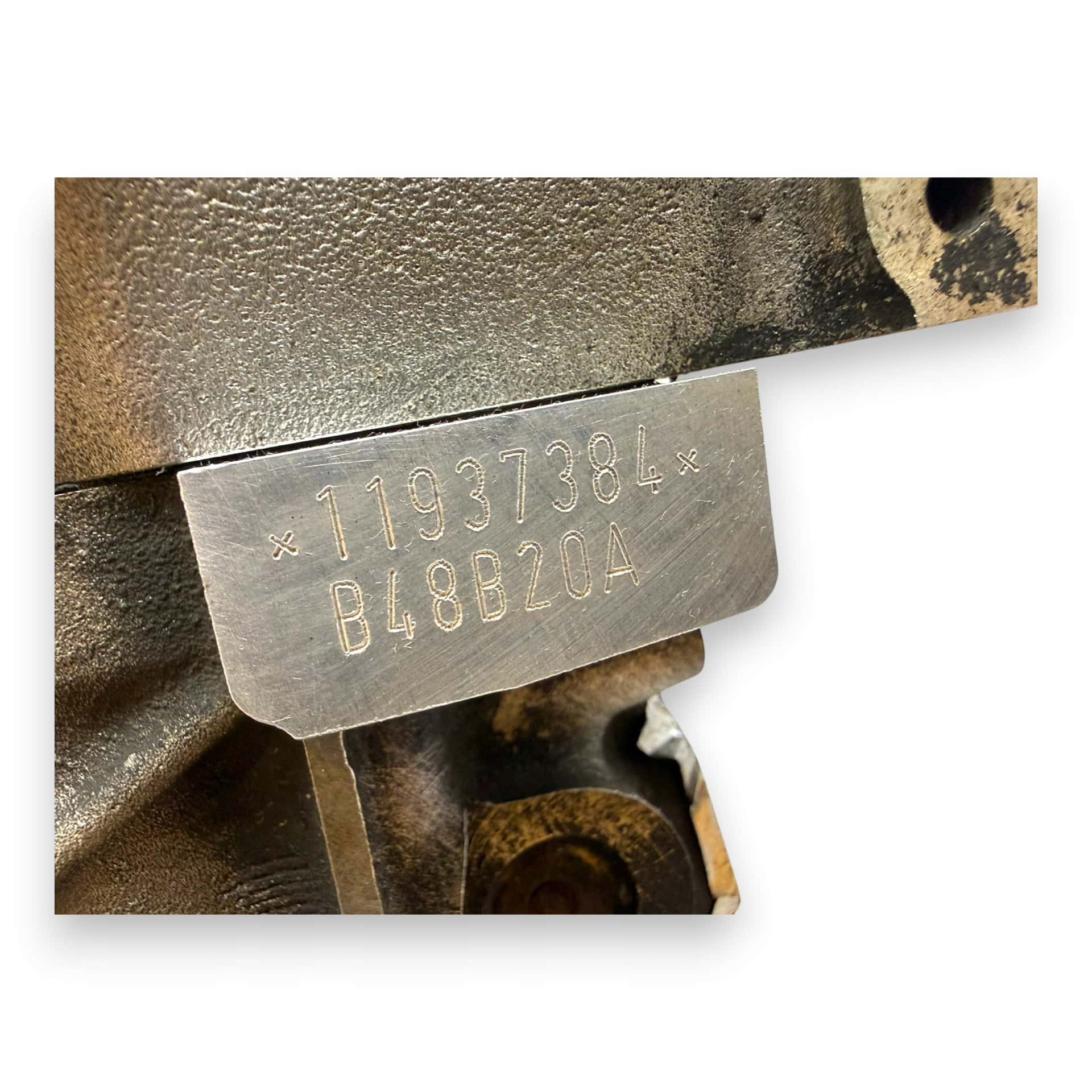 Moteur B48 B20 A vue 2