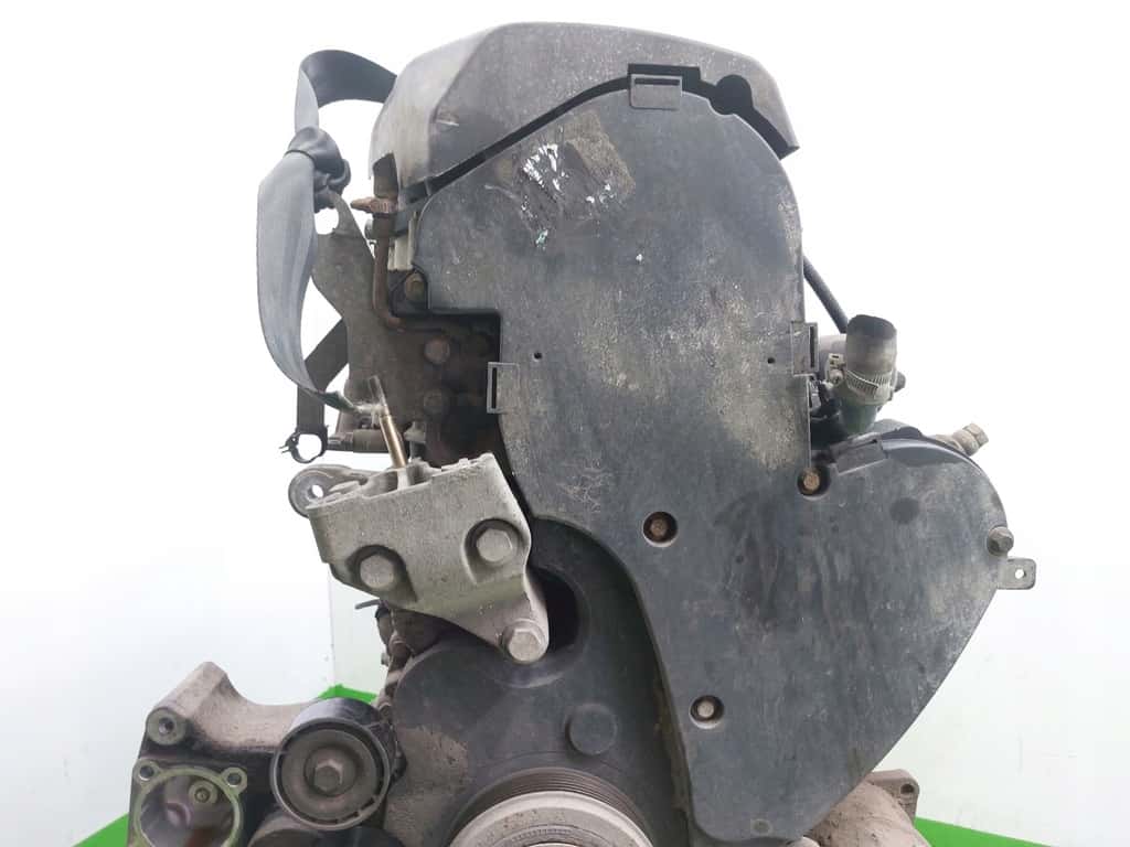 Moteur F1AE0481C vue 5
