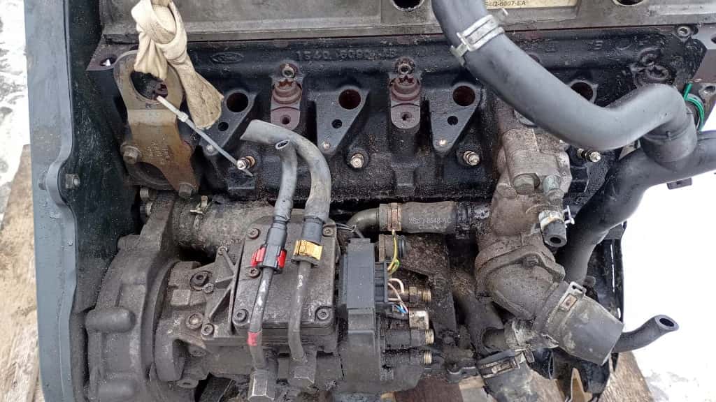 Moteur C9DB vue 3