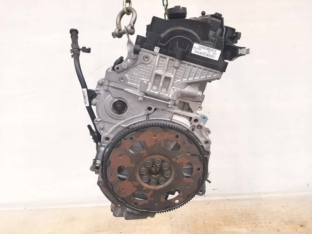 Moteur B57 D30 B vue 2