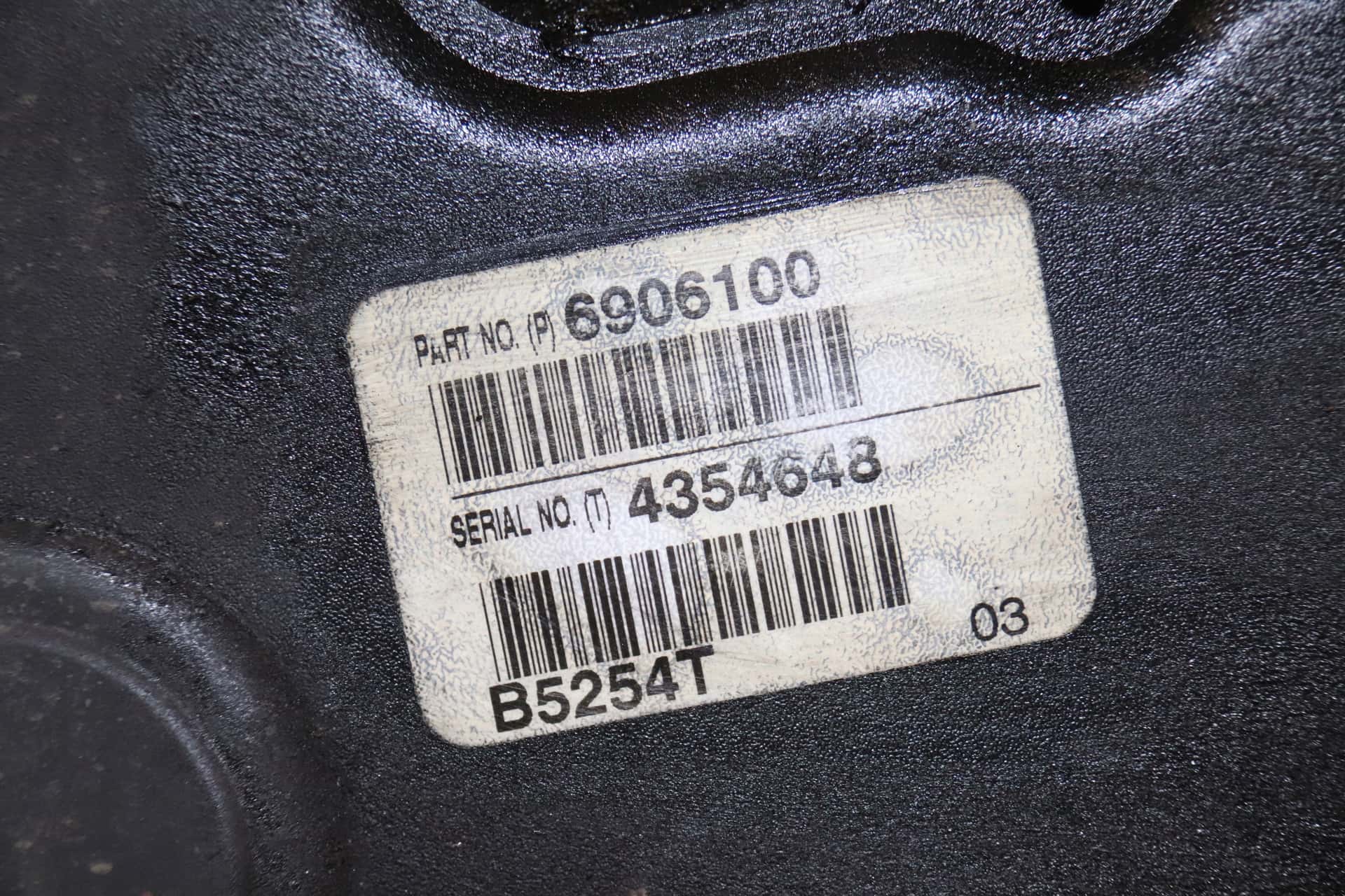 Moteur B 5254 T11 vue 4