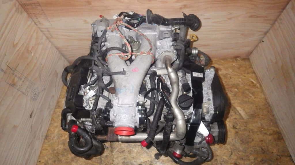 Moteur 1JZ-FSE vue 2