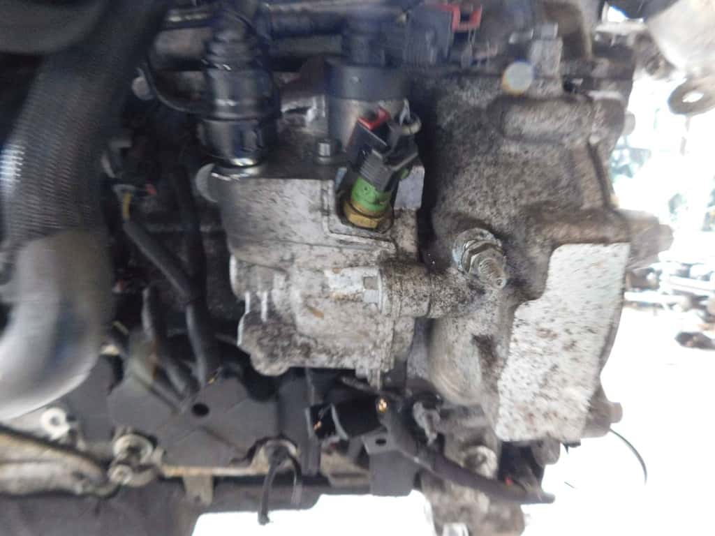 Moteur 204DTD(AJ20D4) vue 4