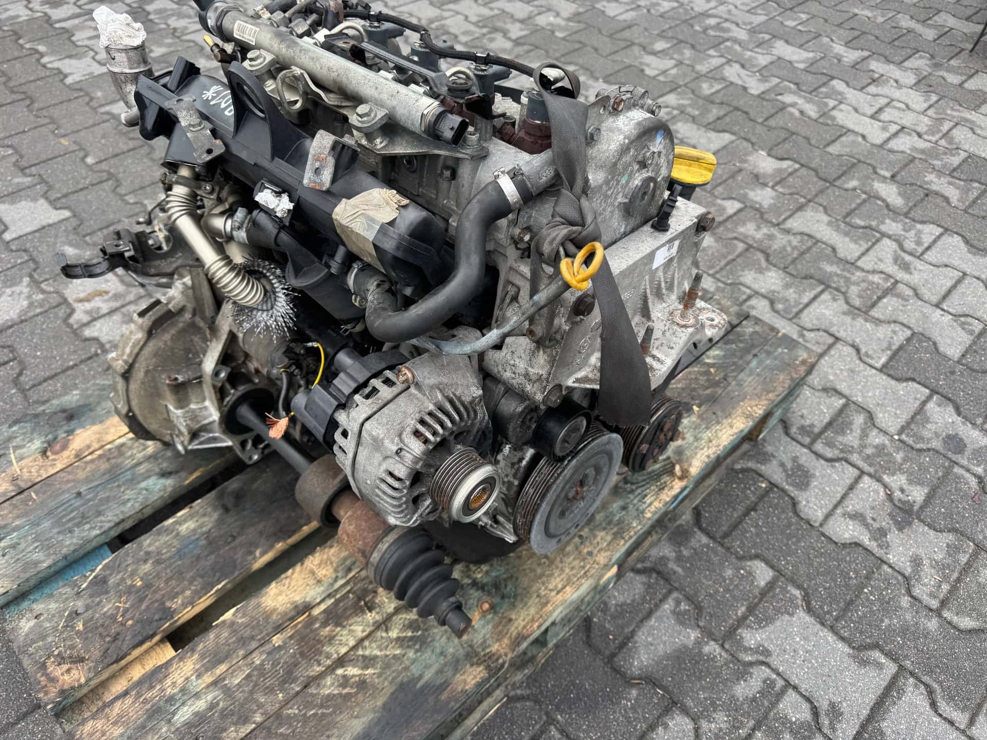 Moteur D13A vue 12