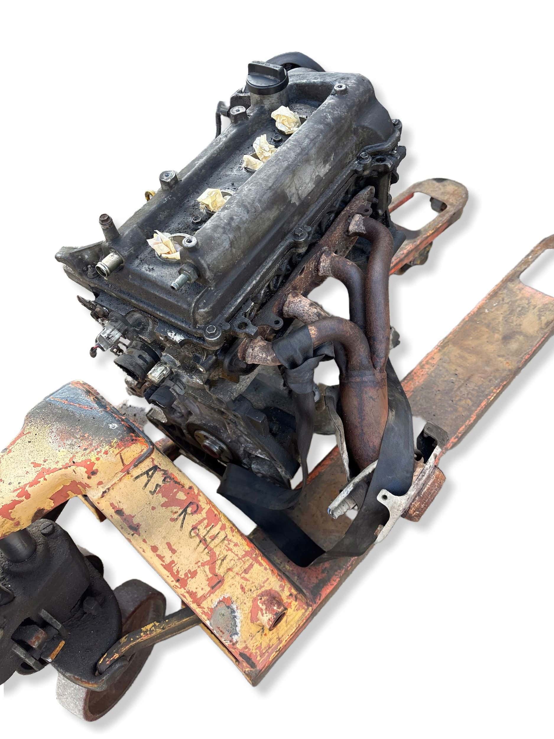 Moteur 1NZ-FXE vue 3