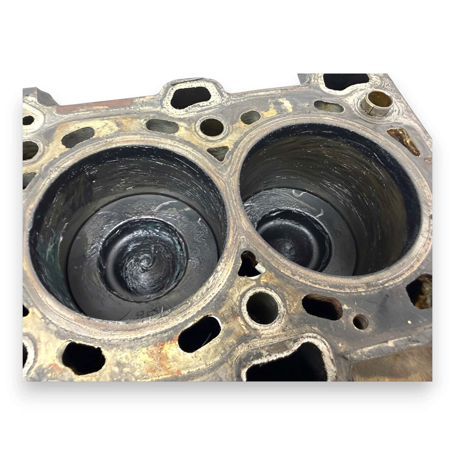 Moteur M9R 830 vue 3