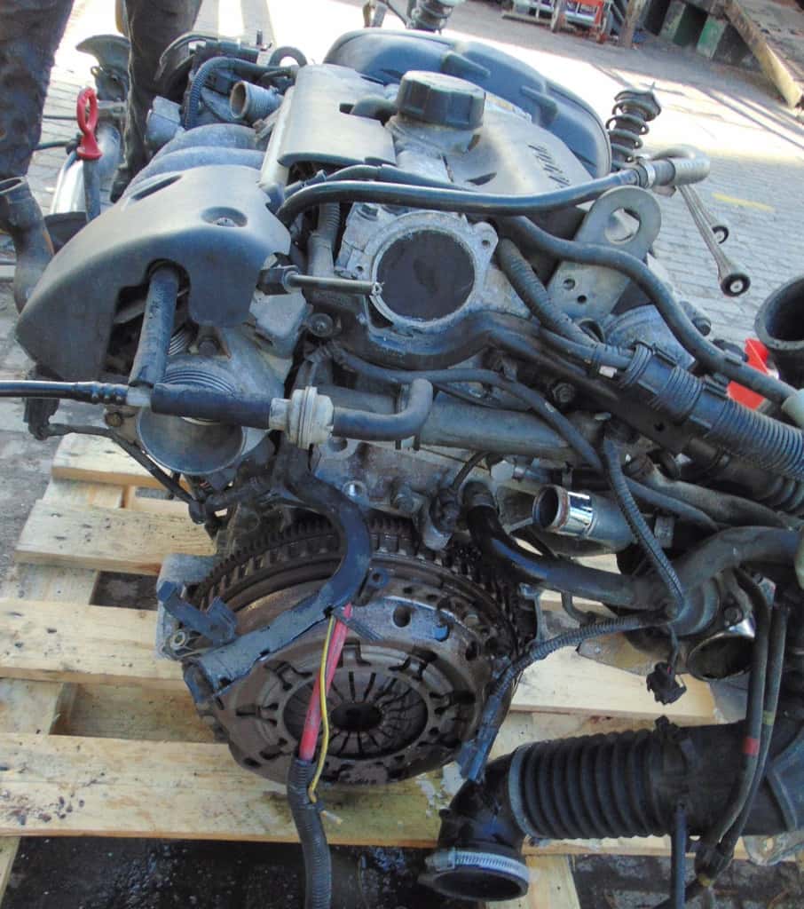 Moteur B 4204 T3 vue 2