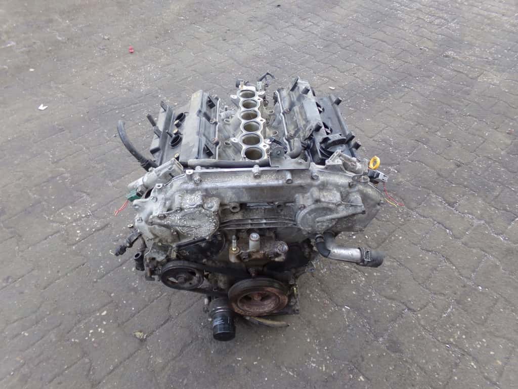 Moteur VQ35 vue 2