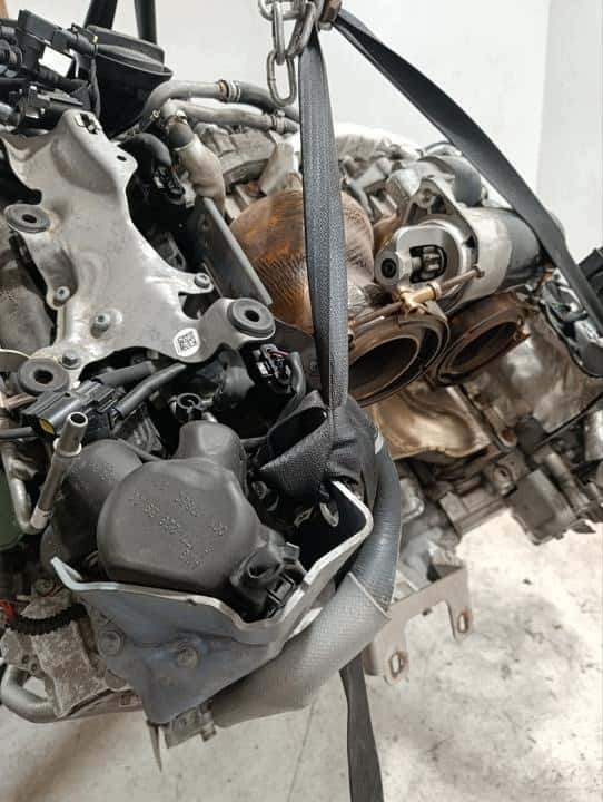 Moteur M 177.950 vue 5
