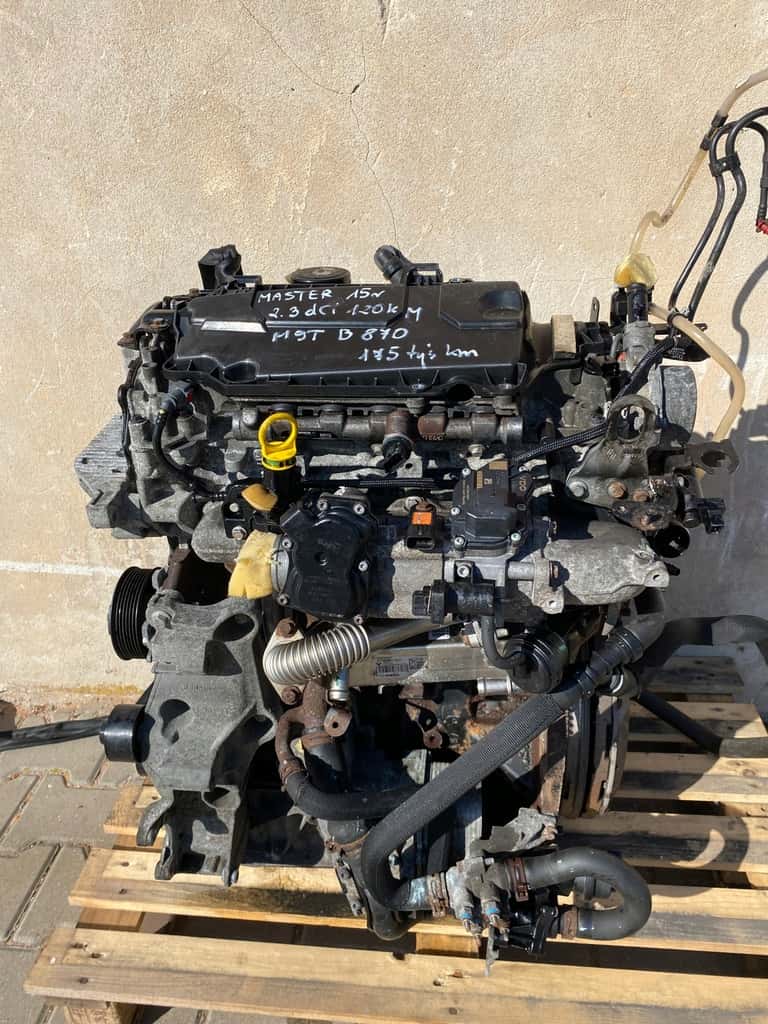 Moteur M9T 898 vue 2