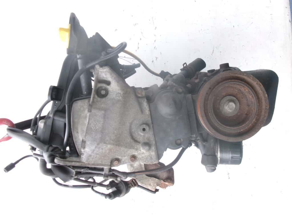 Moteur D4F 764 vue 5