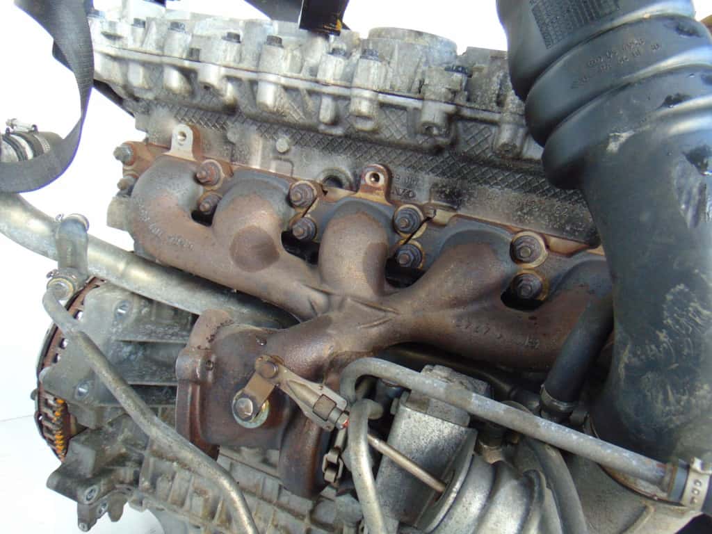 Moteur B 5254 T6 vue 4