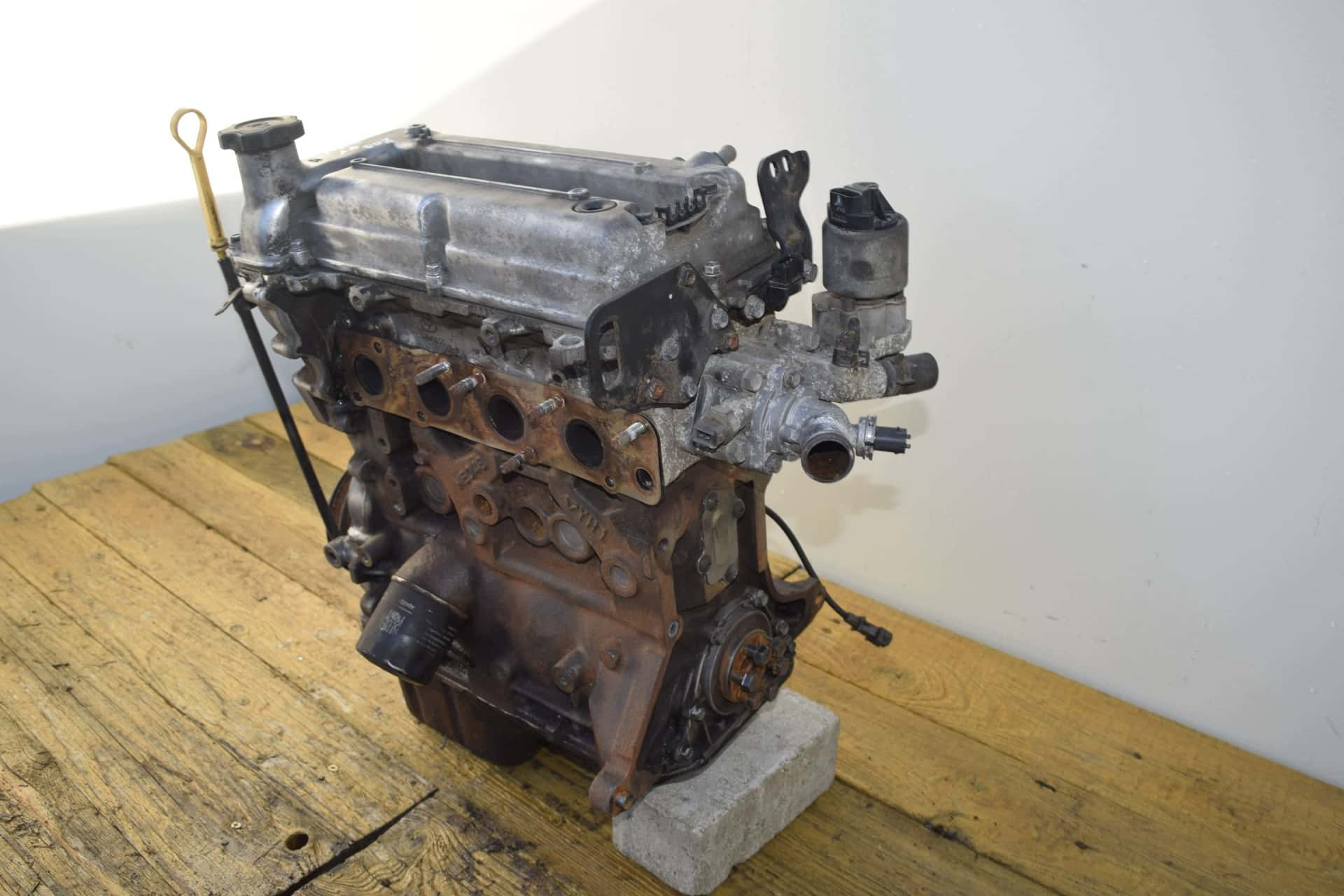 Moteur B10D1 vue 7