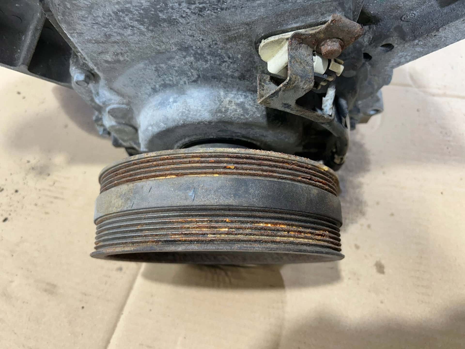 Moteur LC9(325CUV8) vue 3