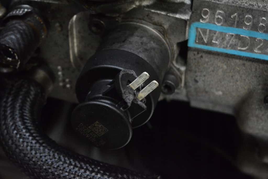Moteur N47 D20 D vue 4