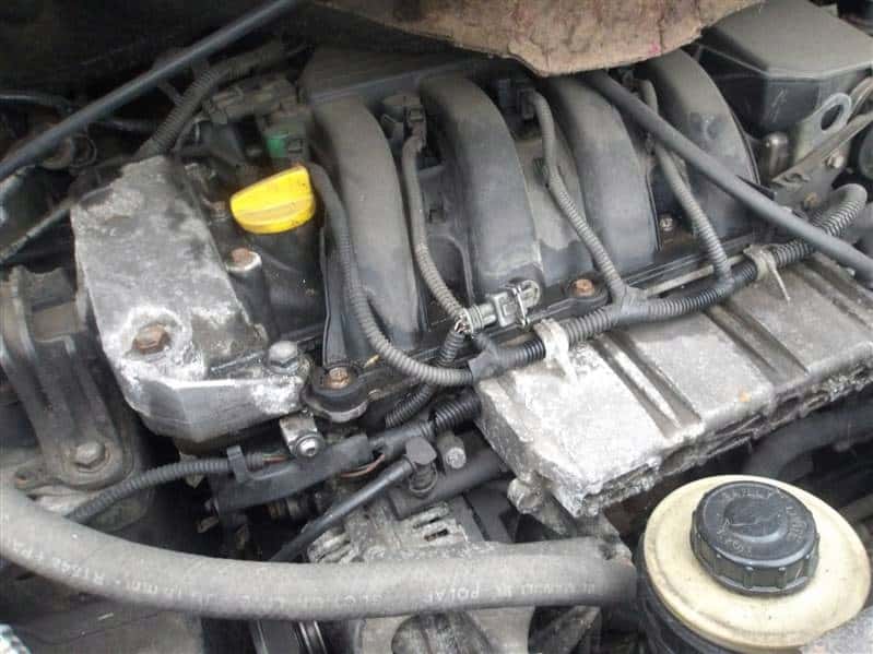 Moteur F4R 701 vue 2