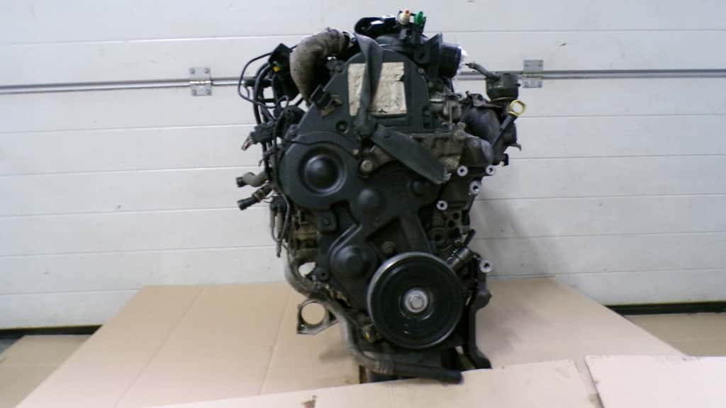 Moteur 8HY (DV4TED4) vue 6