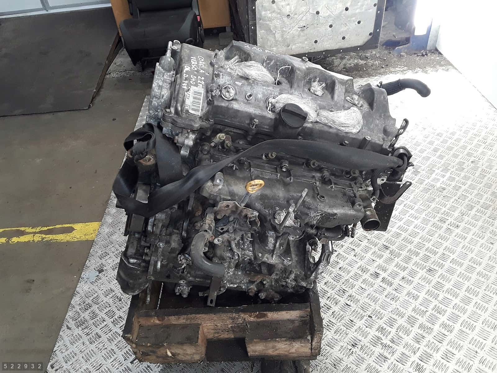 Moteur 2AD-FTV vue 2