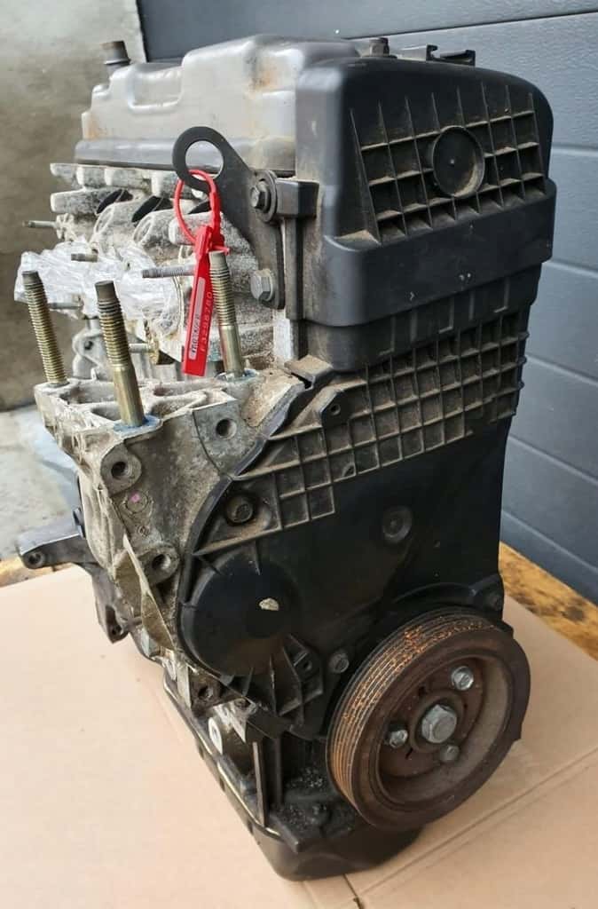 Moteur KFW (TU3JP) vue 2