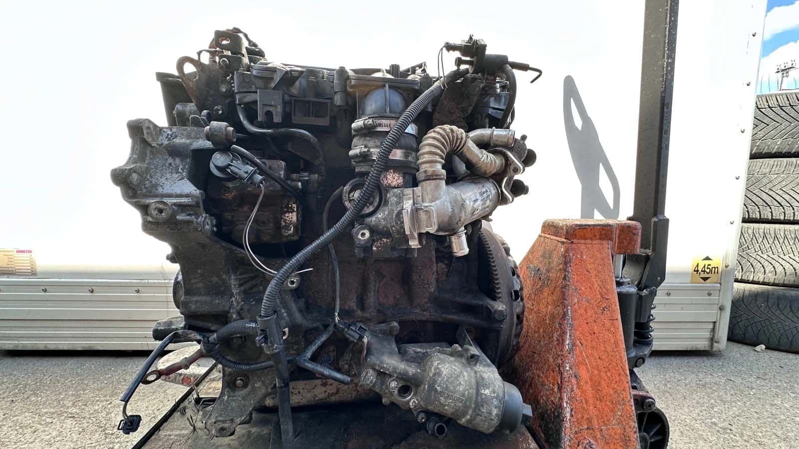 Moteur 8140.67.2550 vue 2