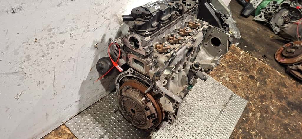 Moteur 8HR (DV4C) vue 5