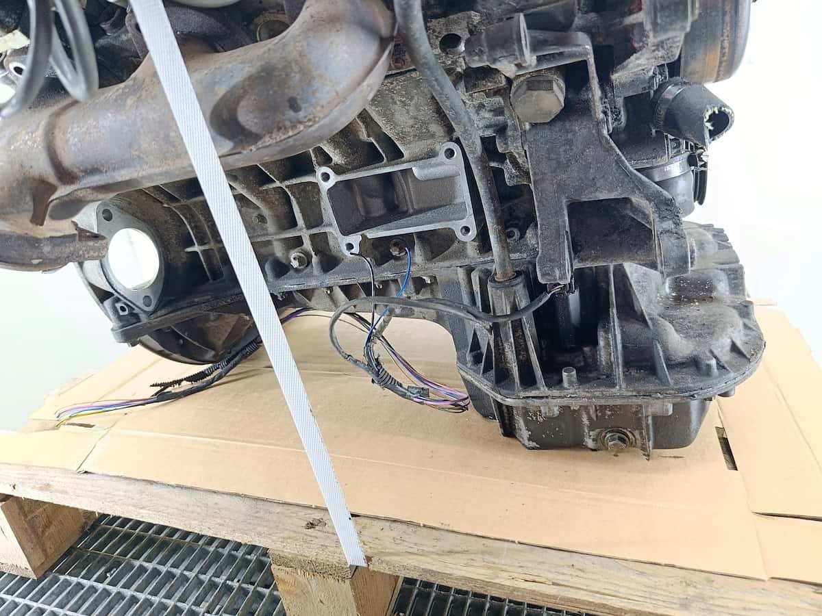 Moteur M 112.944 vue 2