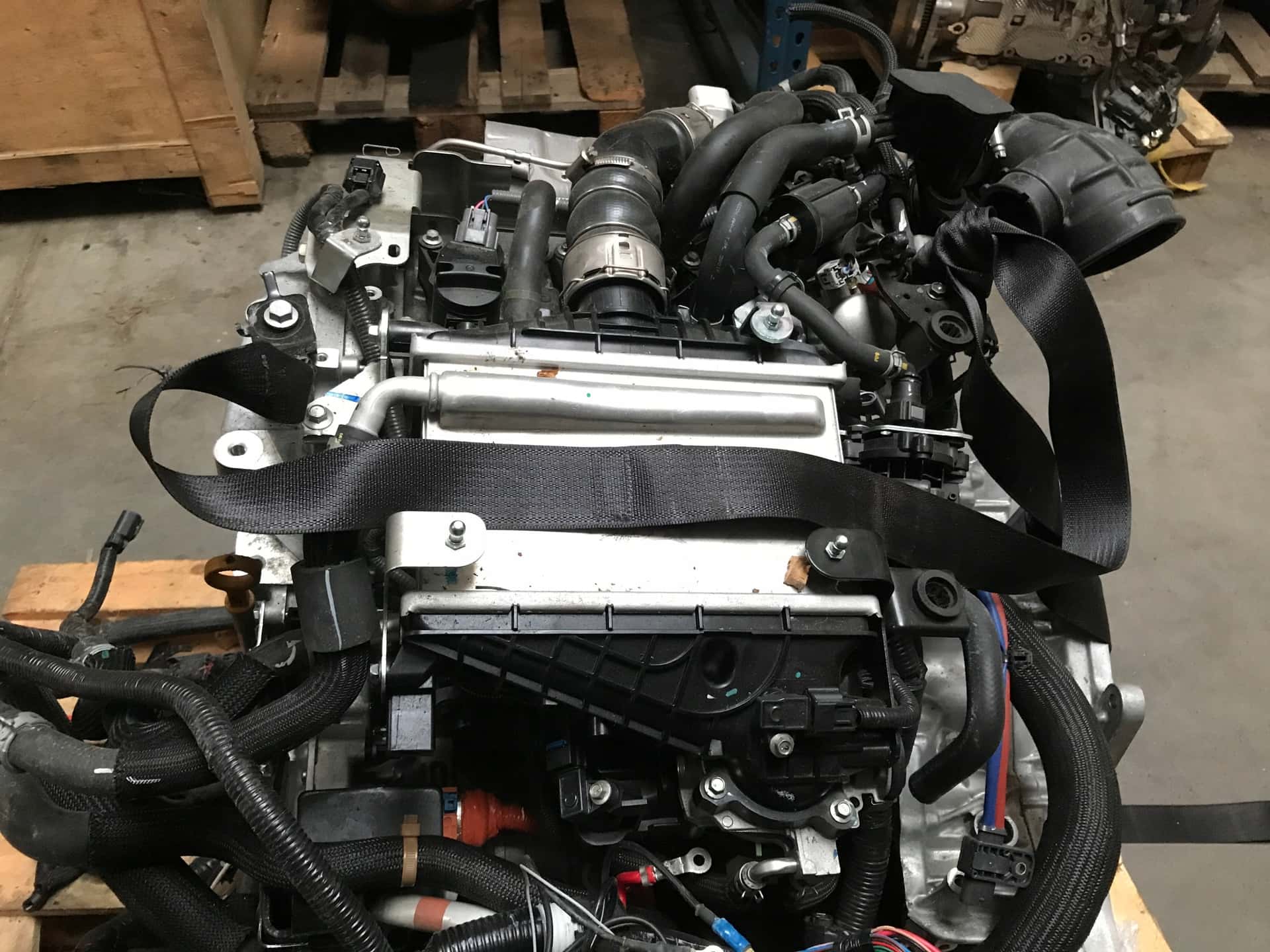 Moteur KR15DDT vue 2