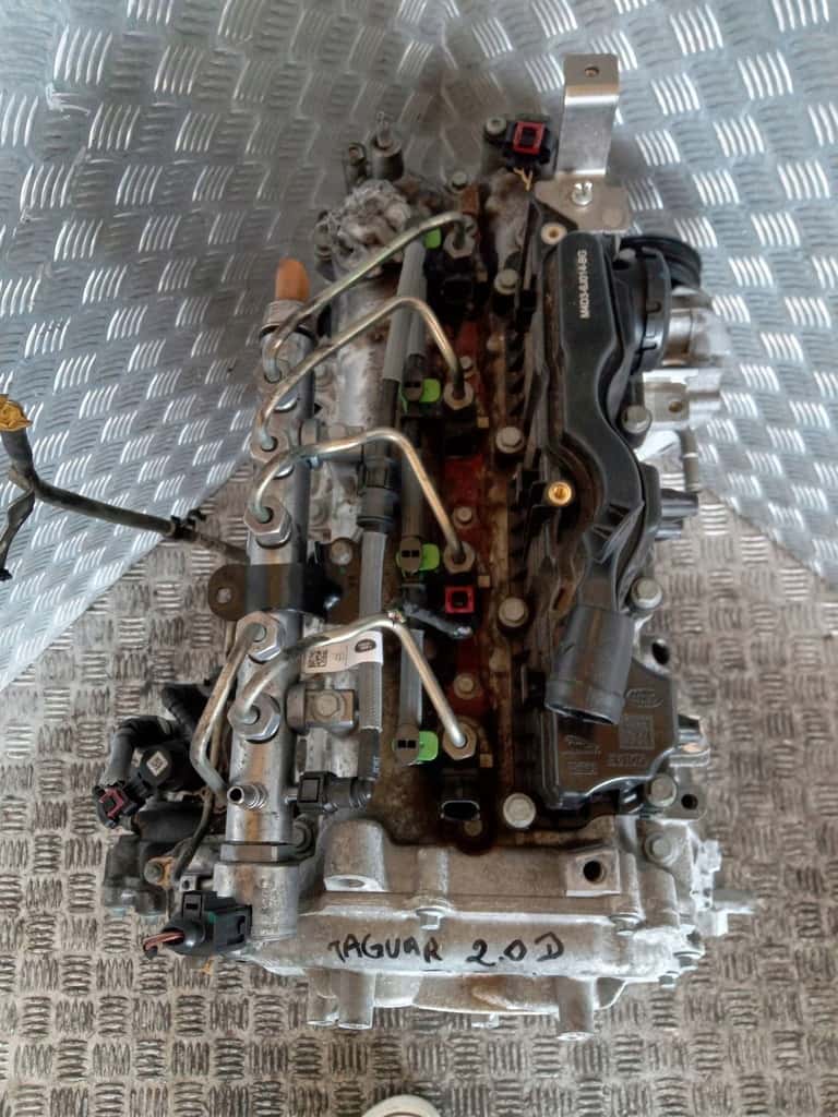 Moteur 204DTY(AJ20D4) vue 3
