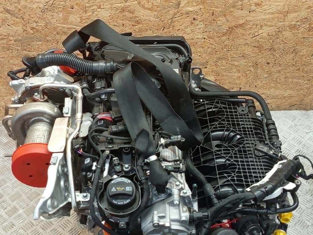 Moteur M 254.920 vue 2