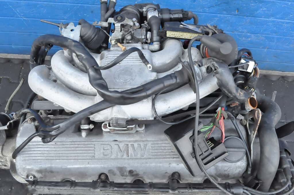Moteur M20 B20 (206KA) vue 3