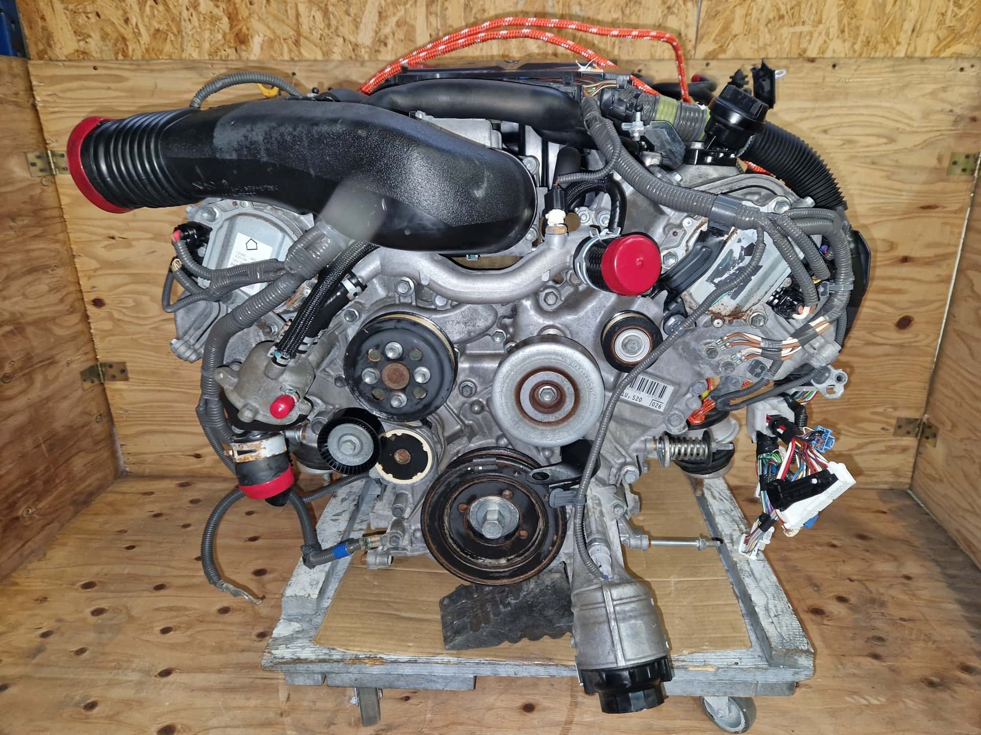 Moteur 1UR-FE vue 3